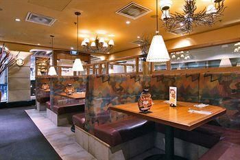 ORCHARD RENDEZVOUS (ex. ORCHARD PARADE) - 9