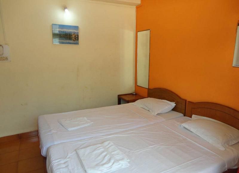 SUPER TOWNHOUSE CALANGUTE - BAGA CIRCLE - 2