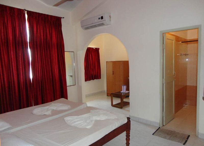 SUPER TOWNHOUSE CALANGUTE - BAGA CIRCLE - 3