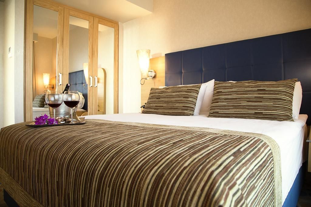 Elite World Hotel Kusadasi (ex. Marina Hotel and Suites) - 3