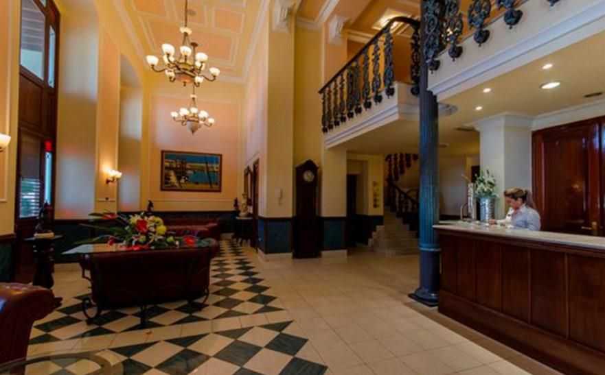 ARMADORES DE SANTANDER HOTEL - 11