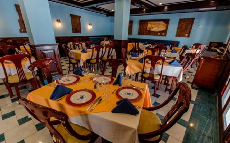 ARMADORES DE SANTANDER HOTEL - 8