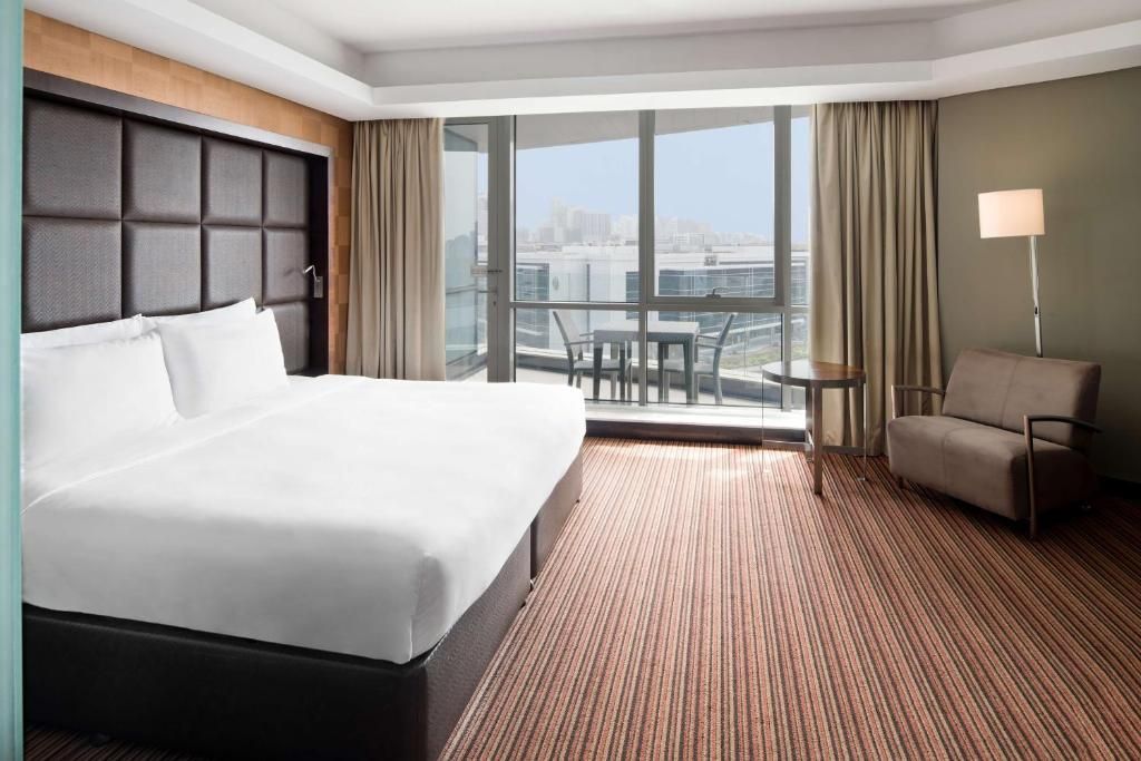 RADISSON BLU HOTEL, DUBAI MEDIA CITY - 15