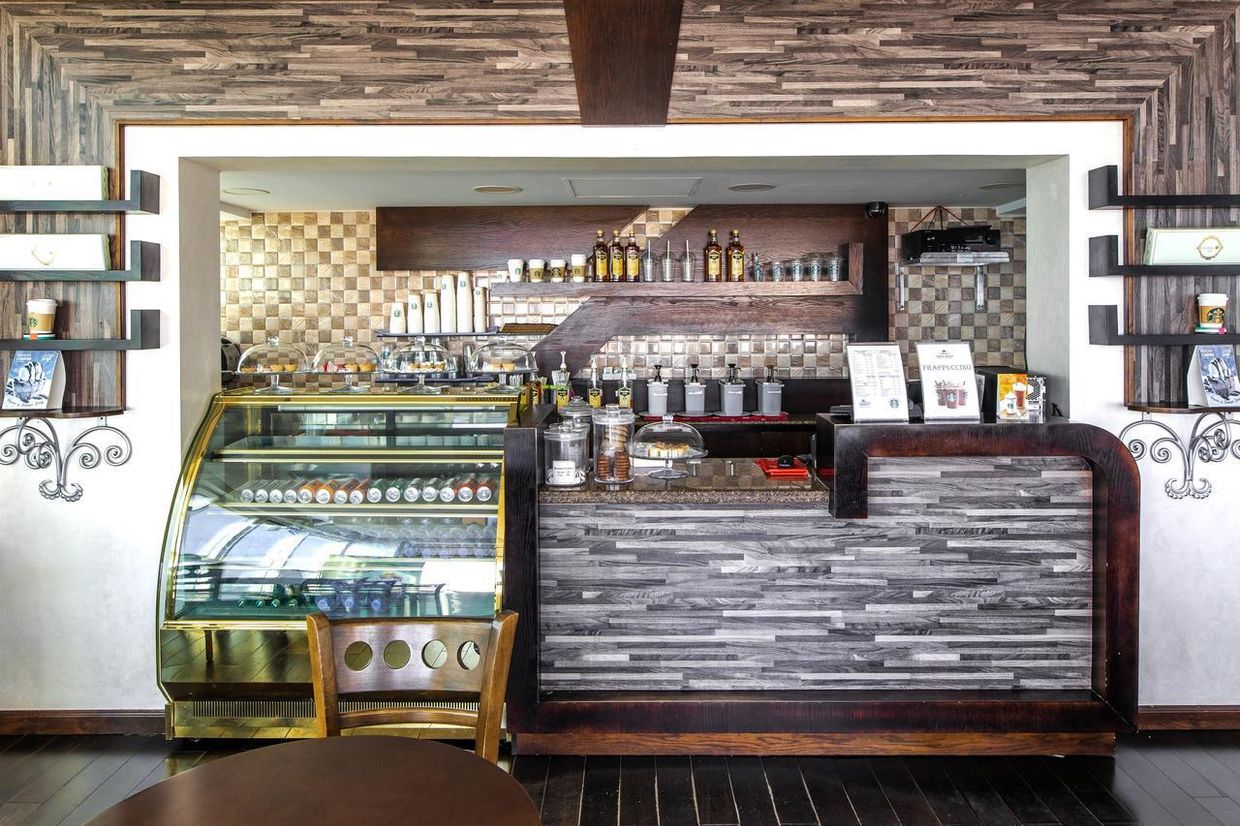 ROYAL BEACH HOTEL & RESORT - 15