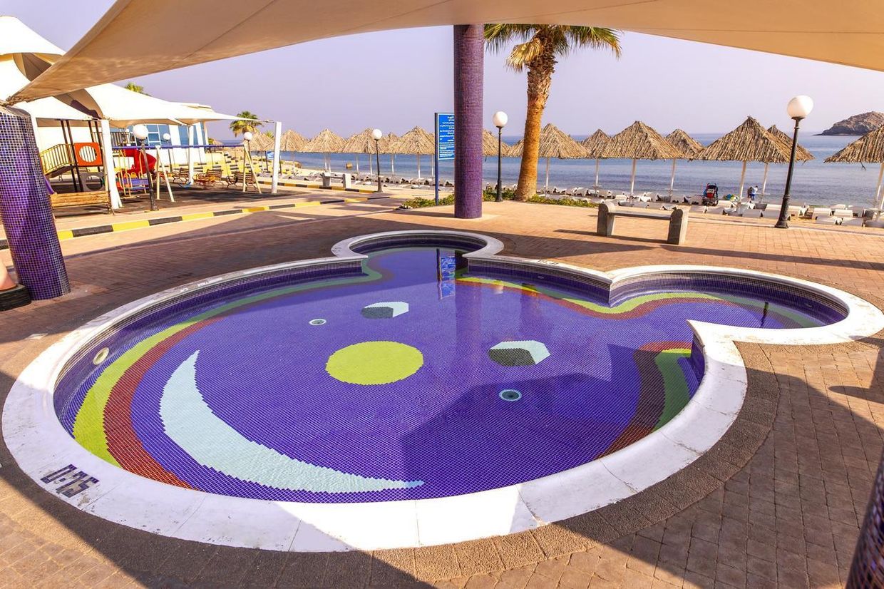 ROYAL BEACH HOTEL & RESORT - 26