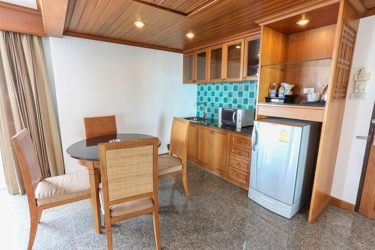 ROYAL TWINS PALACE - 4