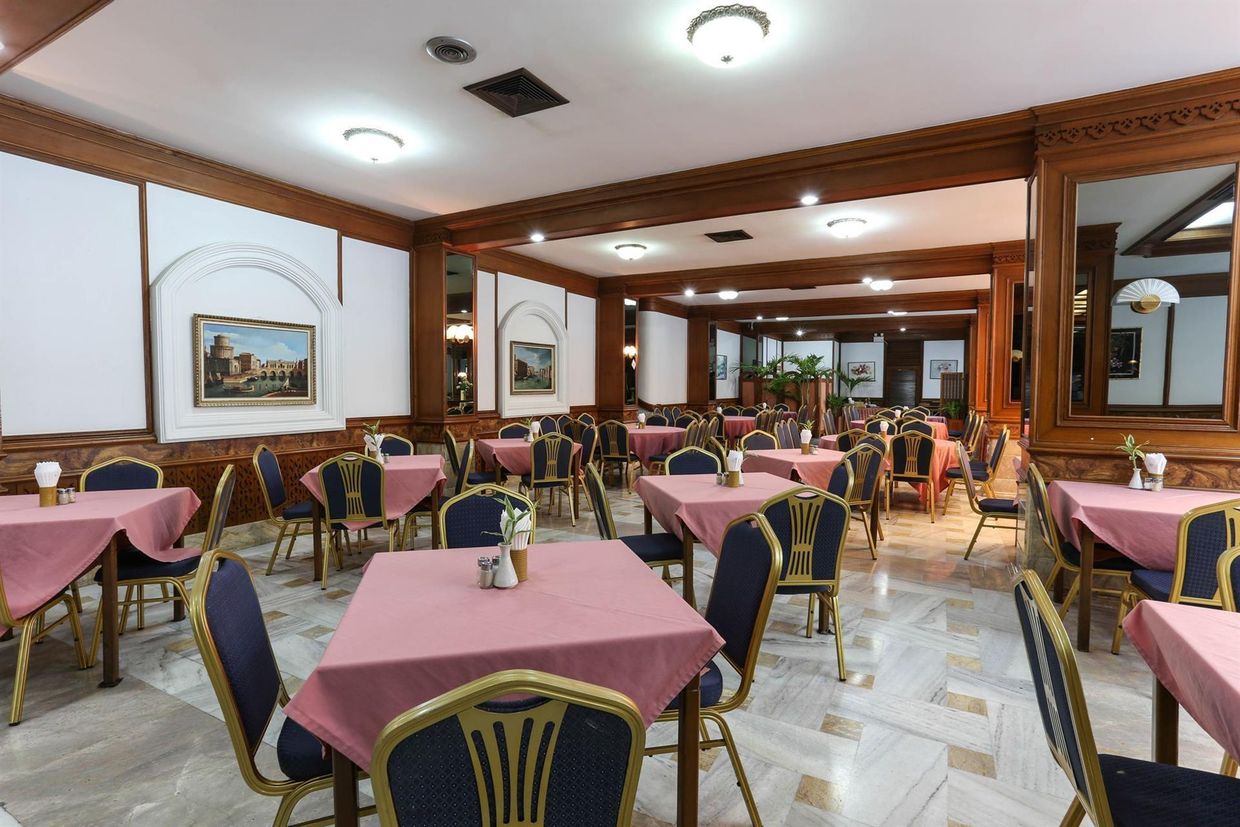 ROYAL TWINS PALACE - 5