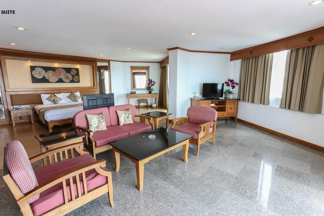 ROYAL TWINS PALACE - 10