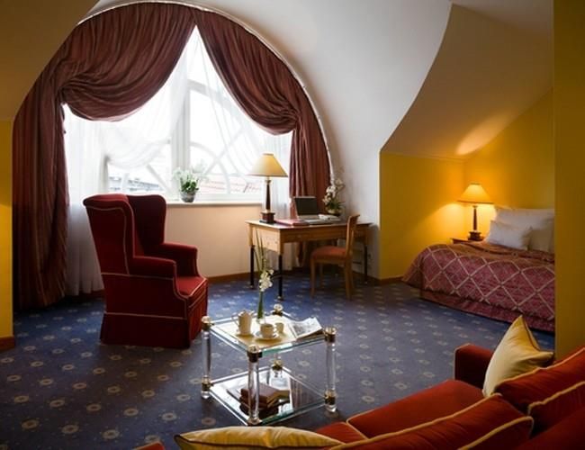 SAVOY - 2