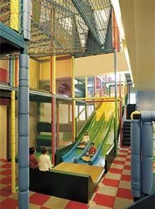 SHANGRI-LA`S MACTAN RESORT & SPA - 23