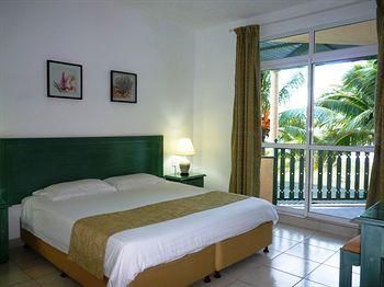 SILVER BEACH HOTEL - 4