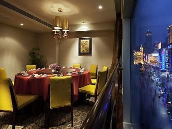 RADISSON HYLAND HOTEL (ex. SOFITEL HYLAND) - 17