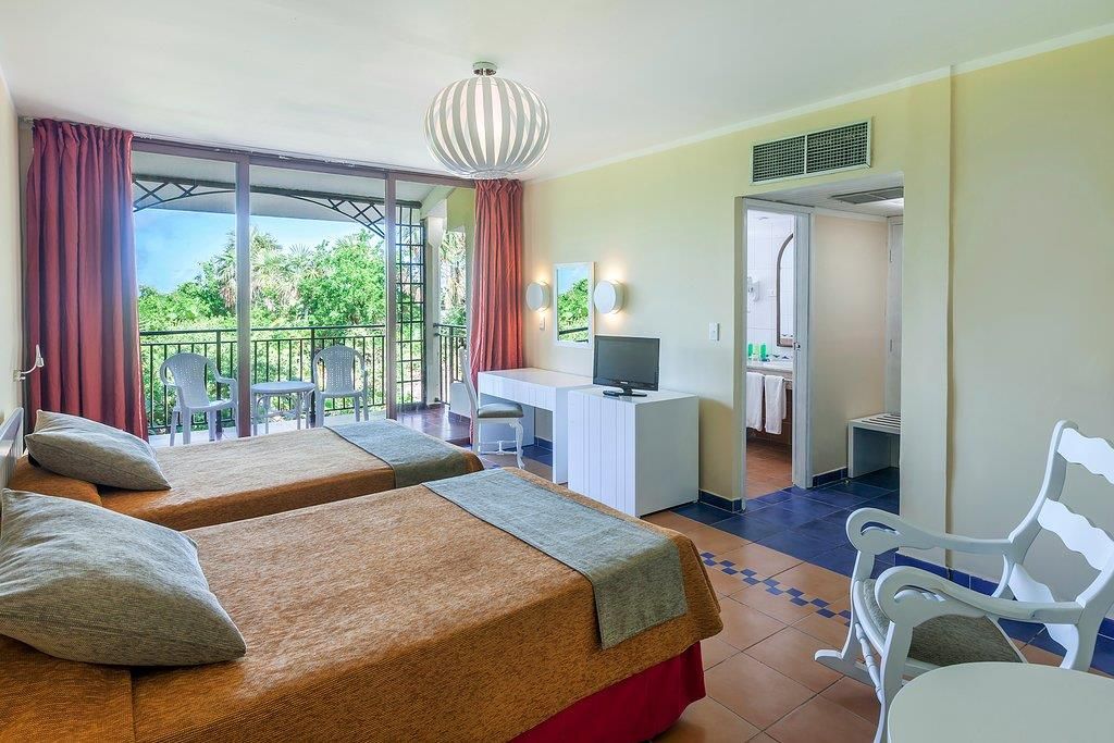 SOL CAYO SANTA MARIA (only adults 18+) - 10