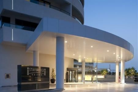 STAYBRIDGE SUITES ABU DHABI YAS ISLAND - 9