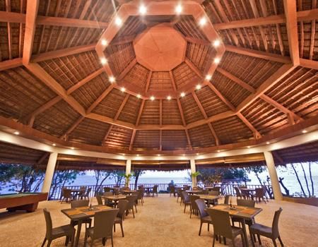 MARIBAGO BLUEWATER BEACH RESORT - 8