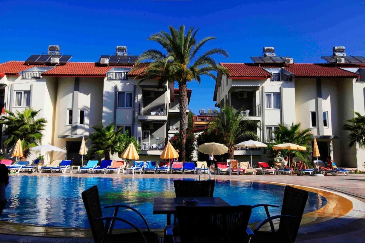 Sunlight Garden Hotel - 11