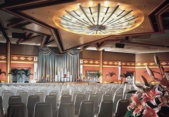 SWISSOTEL THE STAMFORD HOTEL - 14