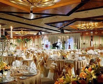 SWISSOTEL THE STAMFORD HOTEL - 15