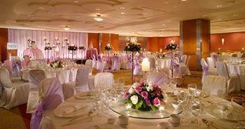 SWISSOTEL THE STAMFORD HOTEL - 18