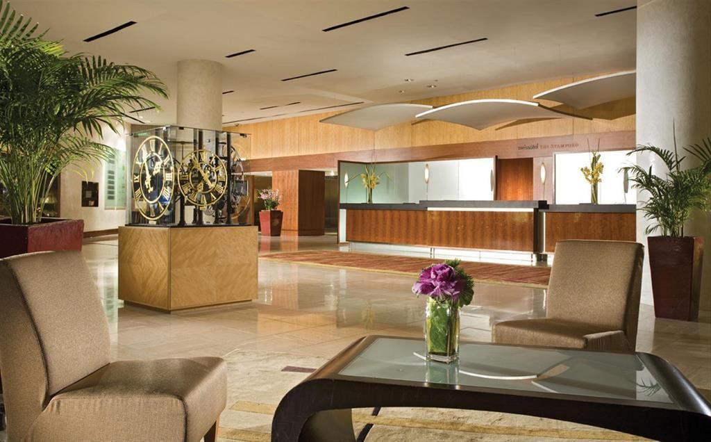 SWISSOTEL THE STAMFORD HOTEL - 3