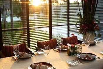 THE ROYAL SANTRIAN - The Luxury Beach Villa - 32