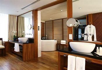 THE SOFITEL SINGAPORE RESORT & SPA, SENTOSA - 7