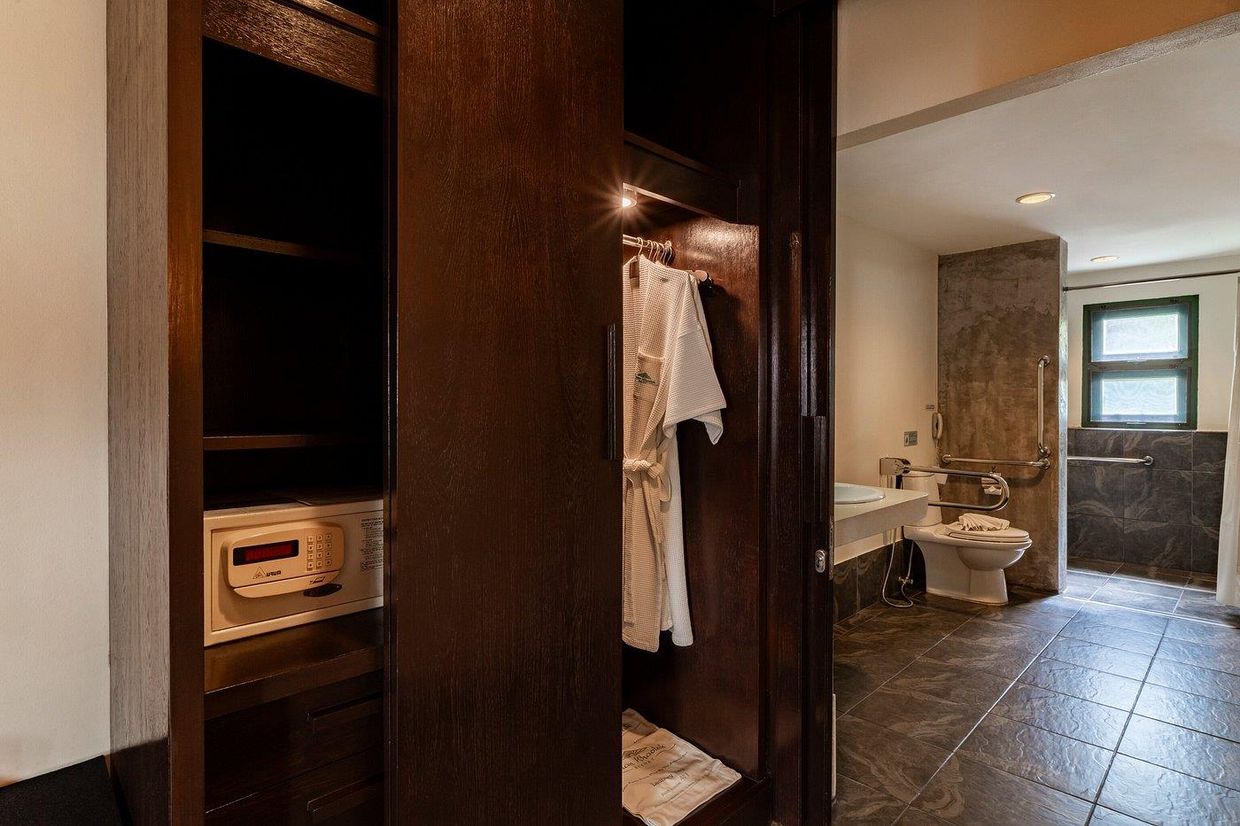 BAAN KHAOLAK BEACH RESORT - 26