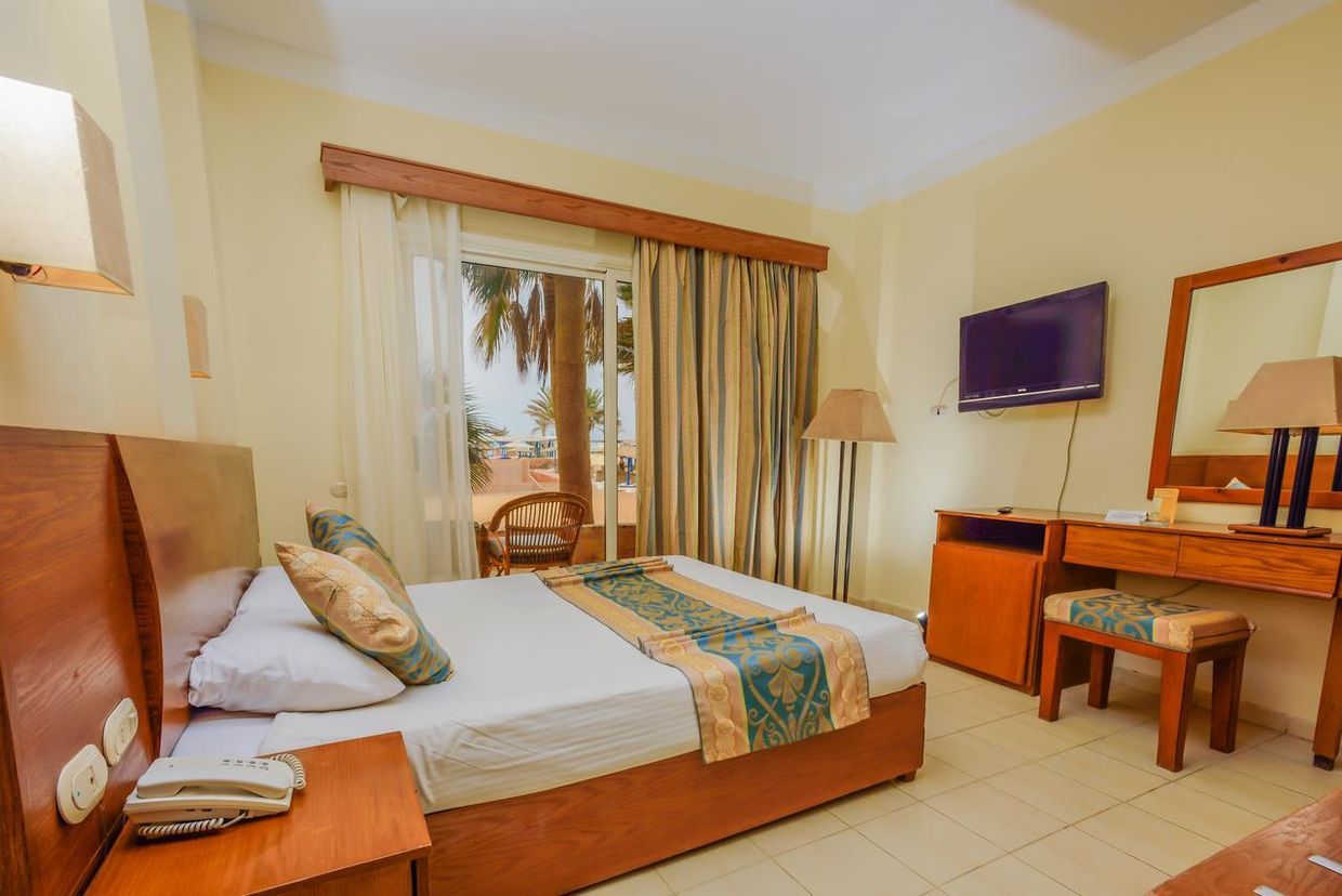 EMPIRE BEACH AQUA PARK - 2