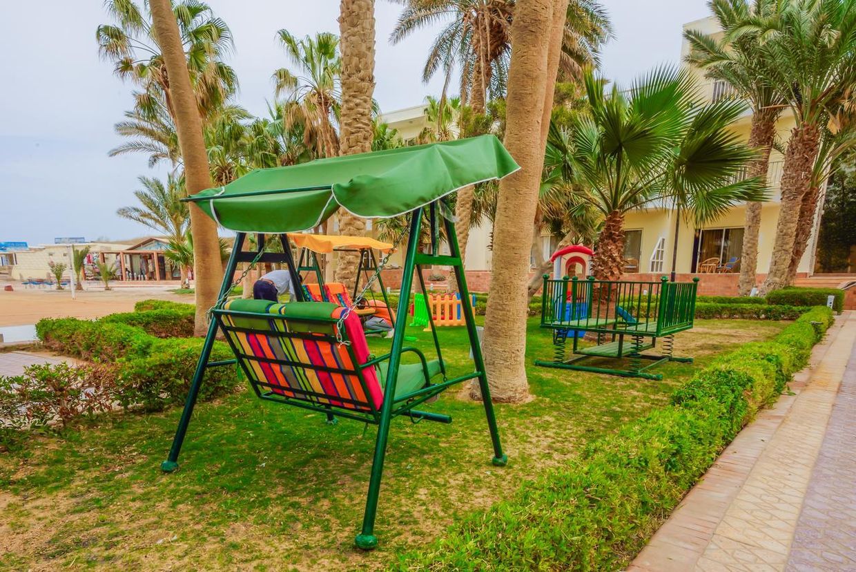 EMPIRE BEACH AQUA PARK - 11