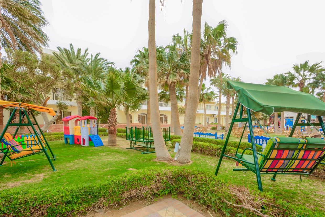 EMPIRE BEACH AQUA PARK - 9