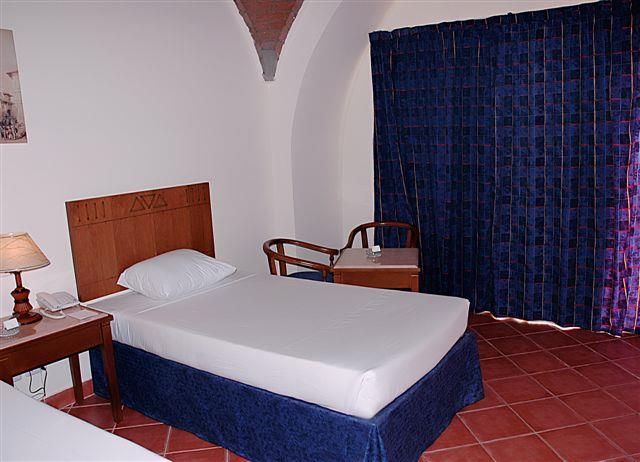 THE THREE CORNERS SEA BEACH RESORT (ex. TRITON SEA BEACH RESORT) - 9