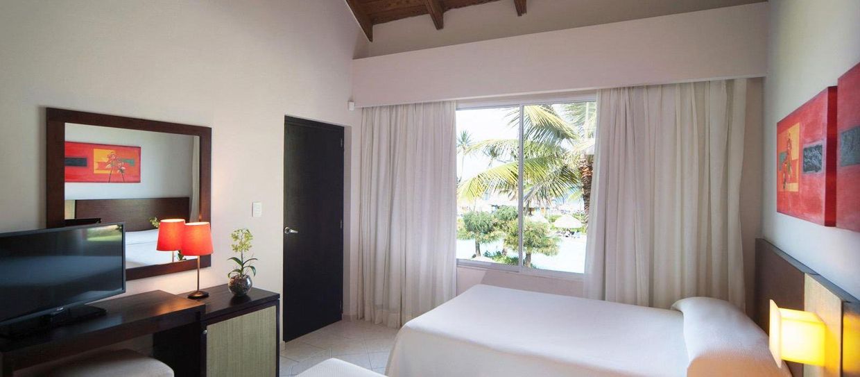 TROPICAL DELUXE PRINCESS - 16