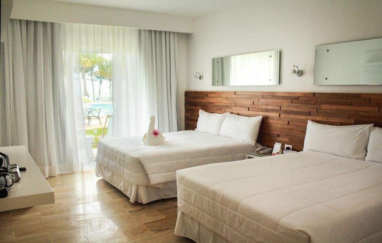 VIVA TANGERINE BY WYNDHAM - 16