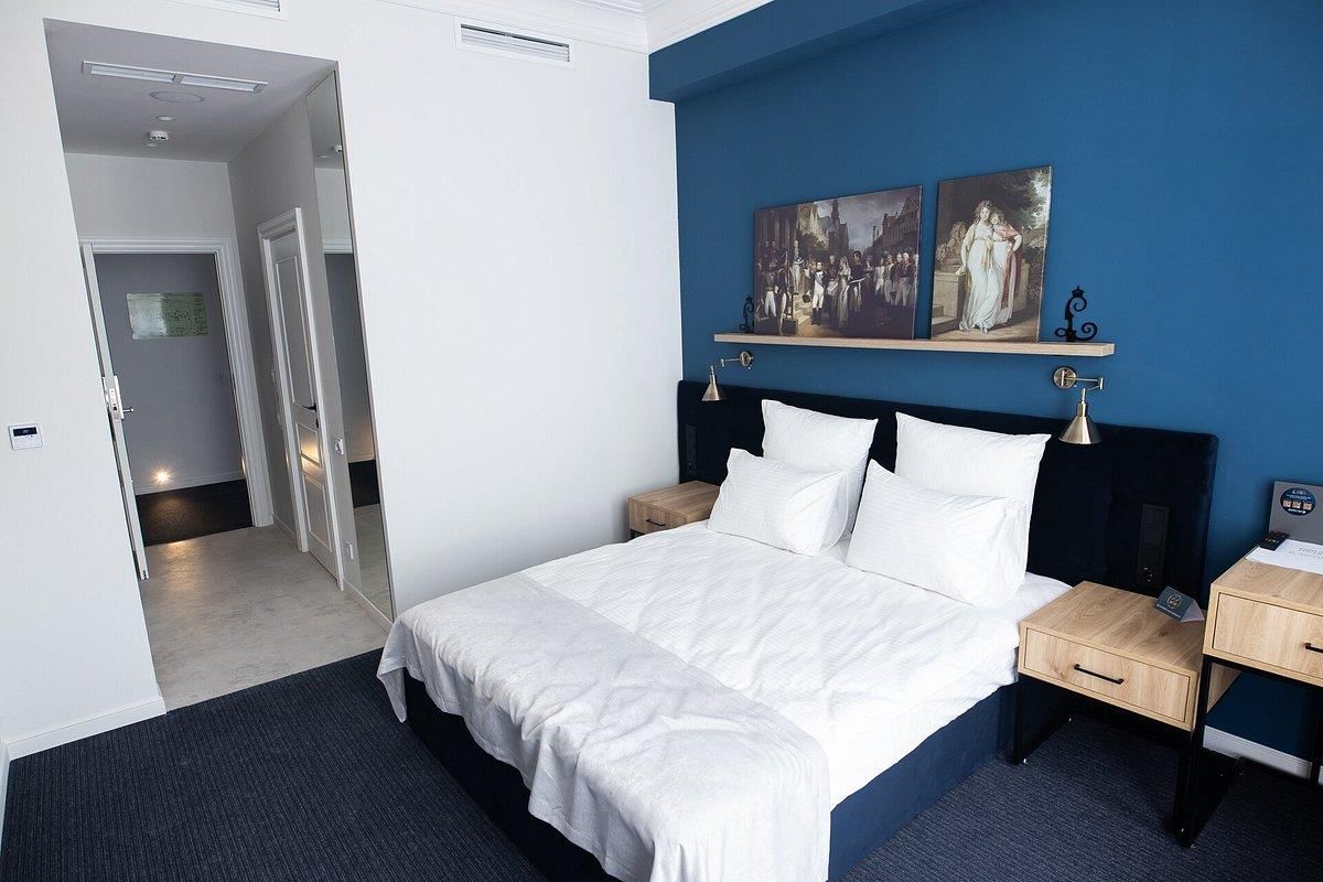 КОРОЛЕВА ЛУИЗА - 9