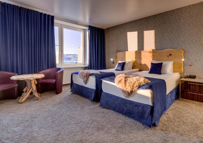 КОНГРЕСС-ОТЕЛЬ МЕРИДИАН, гостиница - 4