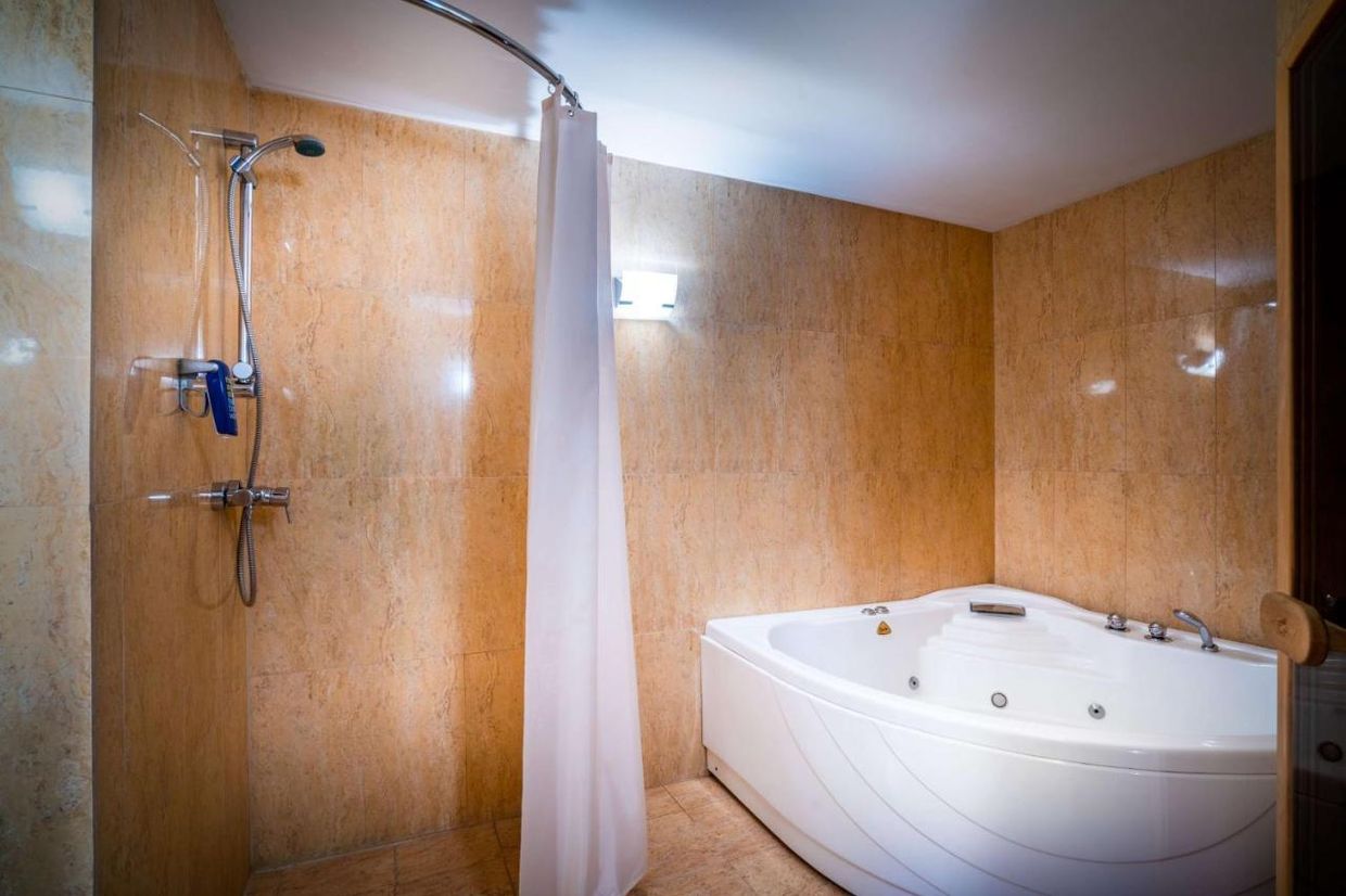 COSMOS MURMANSK HOTEL (бывш. PARK INN BY RADISSON ПОЛЯРНЫЕ ЗОРИ МУРМАНСК), гостиница - 22