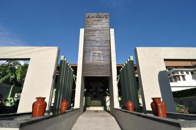 HARRIS HOTEL KUTA TUBAN - 1