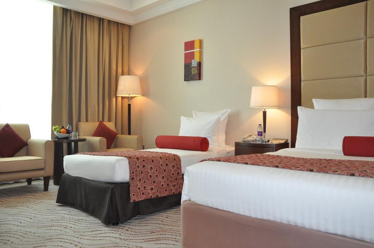 PARK REGIS KRIS KIN HOTEL - 6