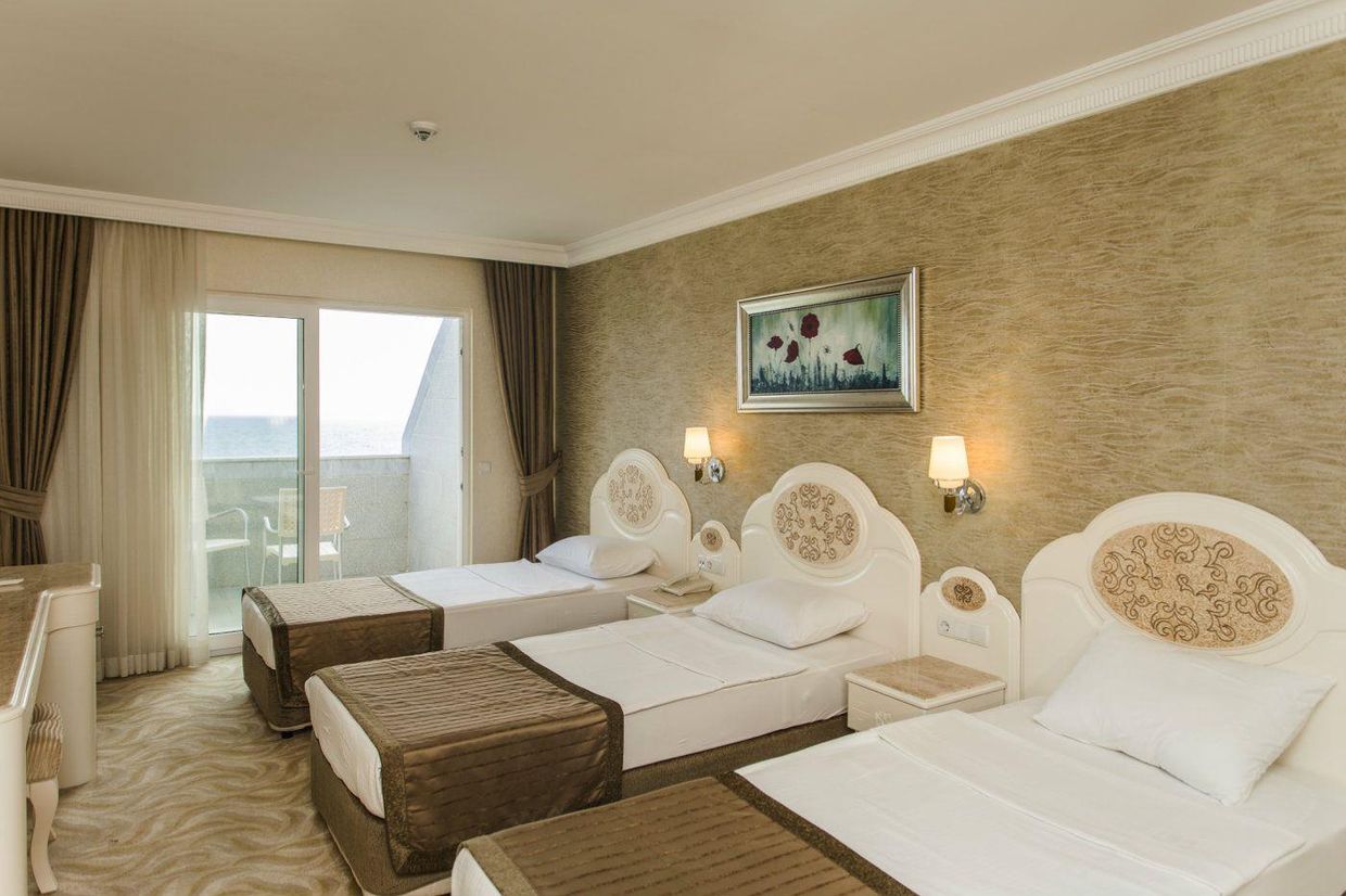 White Gold Hotel - 11