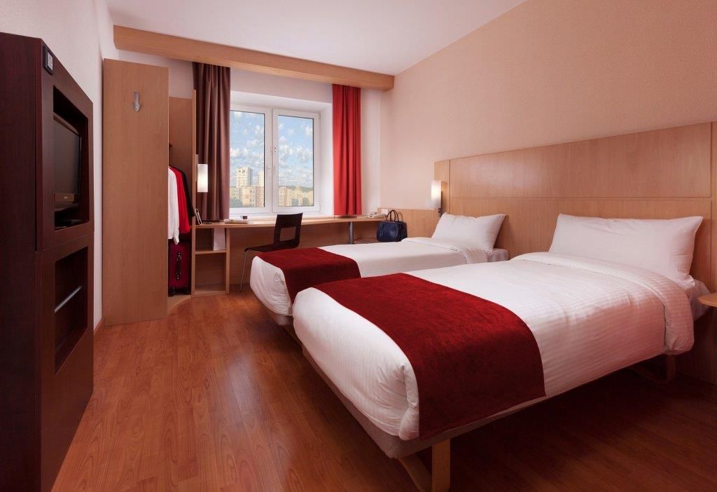 IBIS NIZHNY NOVGOROD - 18