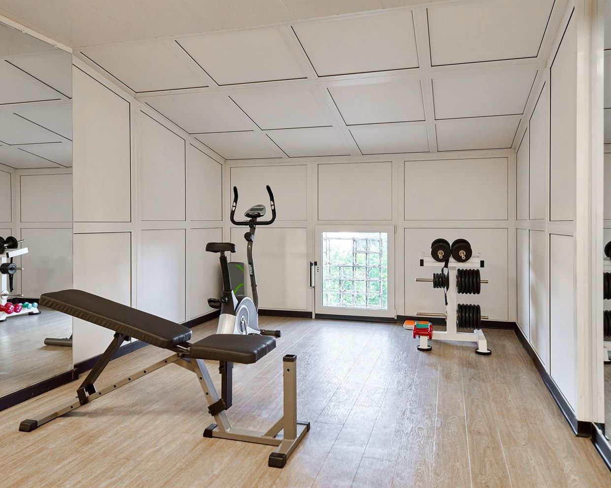 IBIS NIZHNY NOVGOROD - 25