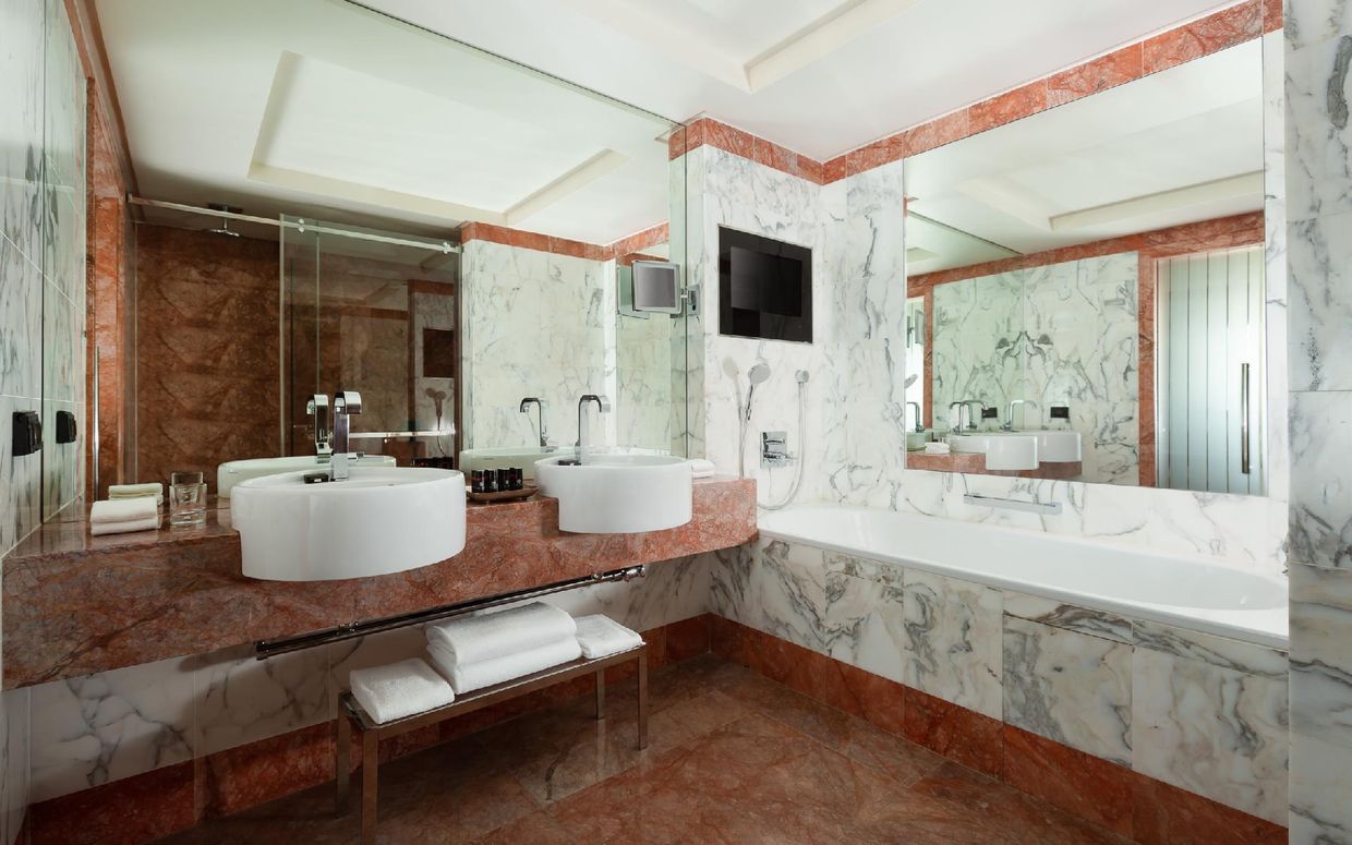 CONTINENTAL HOTEL MOSCOW - 15