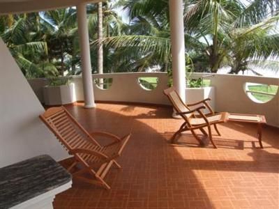 OASEY BEACH GUESTHOUSE - 3