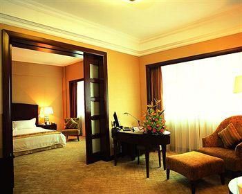 GRAND INTERNATIONAL - 13