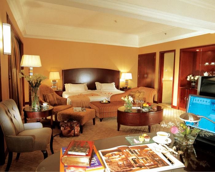 GRAND INTERNATIONAL - 17