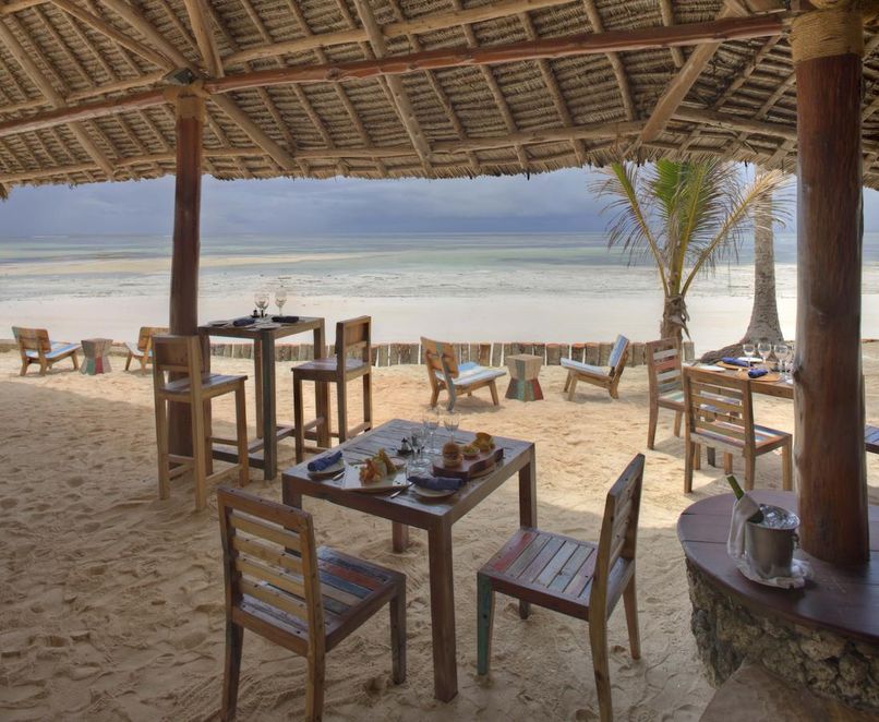 BLUEBAY BEACH RESORT & SPA - 2