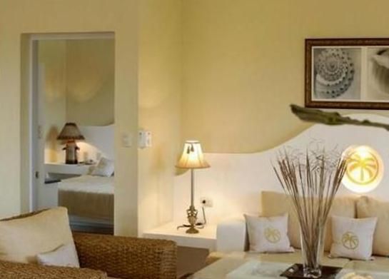 LIFESTYLE CROWN RESIDENCE SUITES - 6