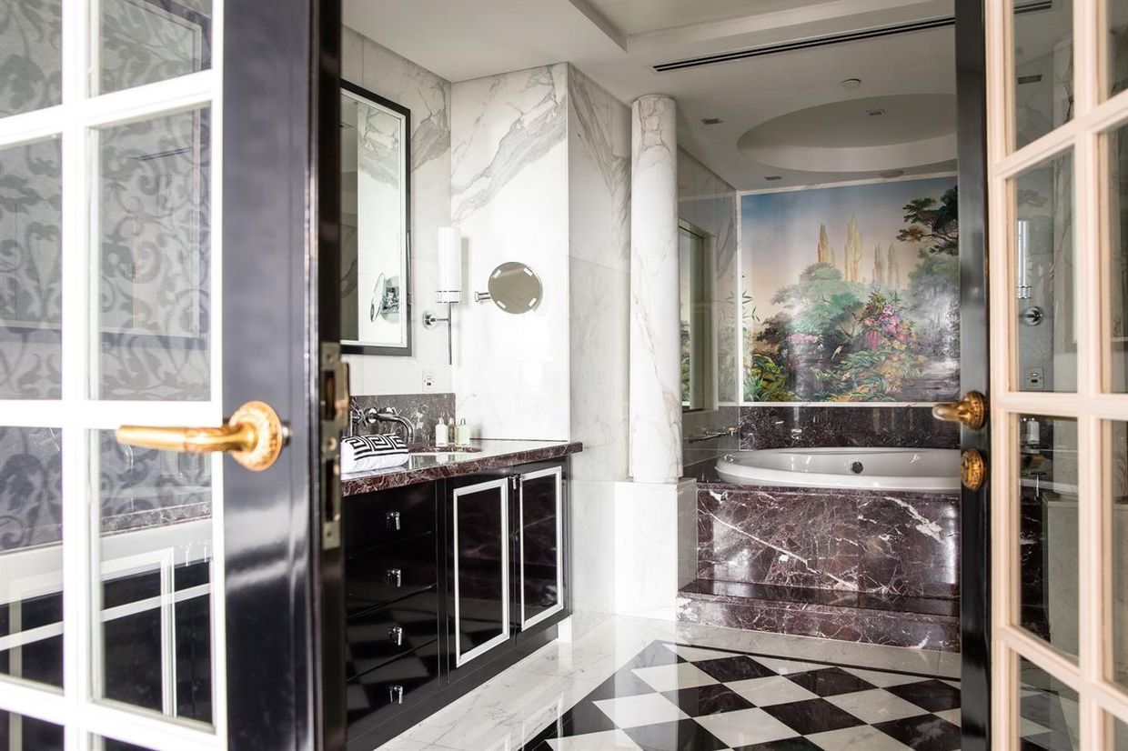 JUMEIRAH EMIRATES TOWER - 16