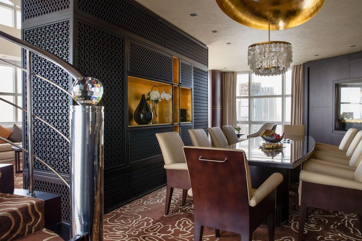 JUMEIRAH EMIRATES TOWER - 10