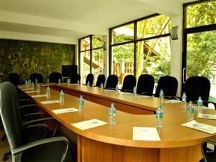 PEACOCK BEACH HOTEL - 15